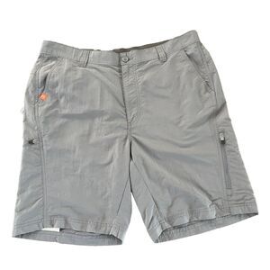 American Outdoorsman Hiking Shorts Men’s Large Gray Water Resistant UPF Fishing